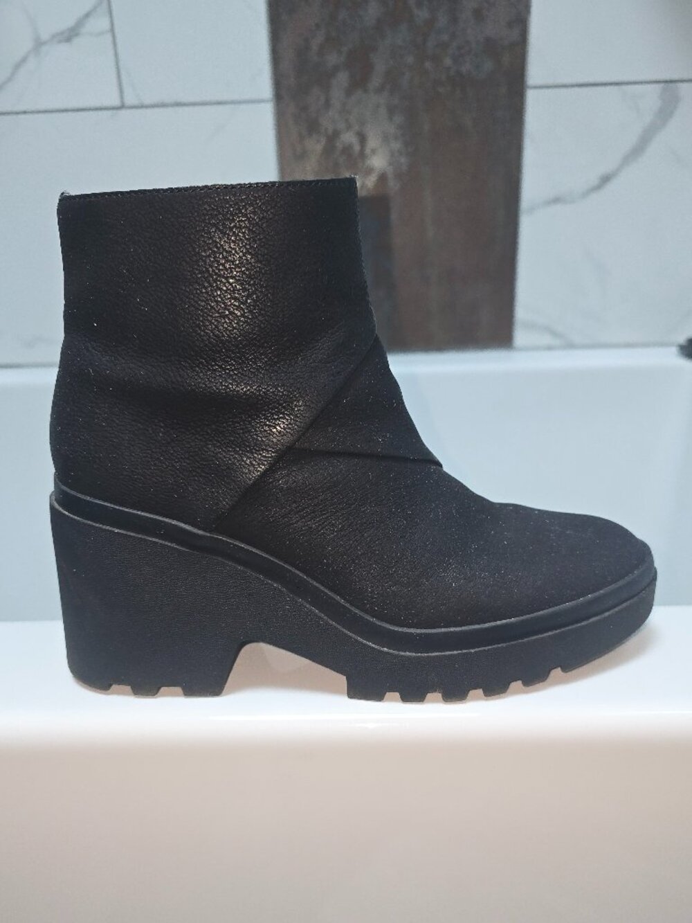 Eileen Fisher Stacked Ankle Boots Black 9
